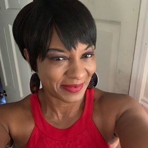 Meet your Posher, Avrille